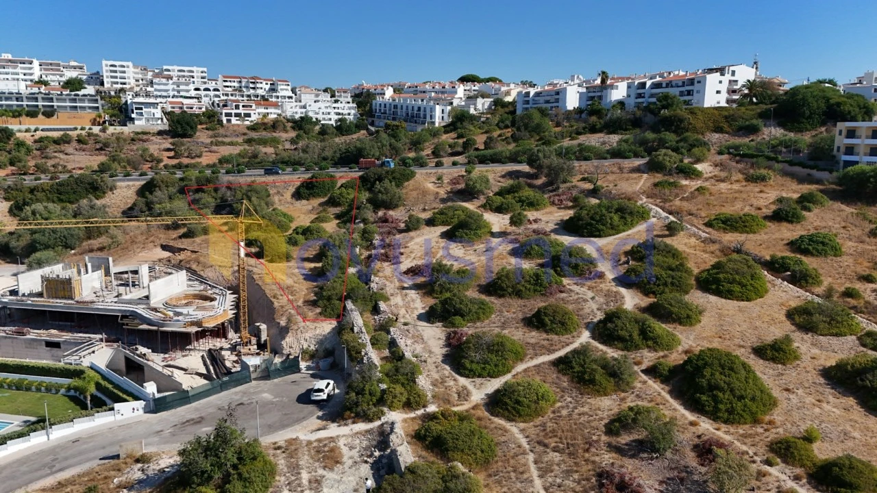 Terreno para Venda em Albufeira e Olhos de Água Foto 8