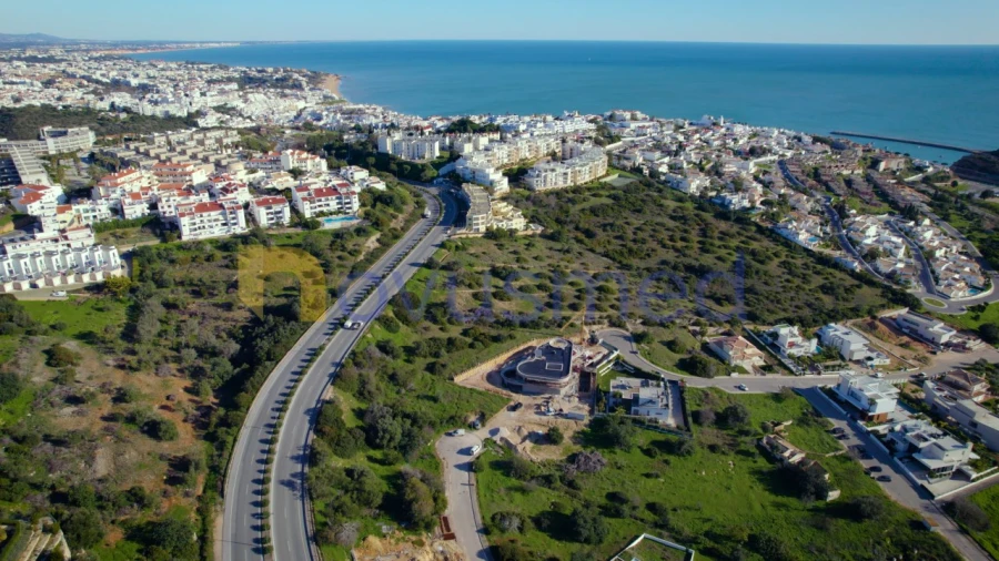 Terreno para Venda em Albufeira e Olhos de Água Foto 1