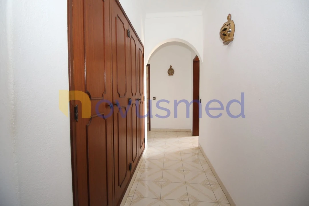 Loja para Venda em Albufeira e Olhos de Água Foto 13