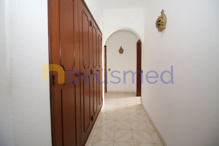 Loja para Venda em Albufeira e Olhos de Água Foto 13