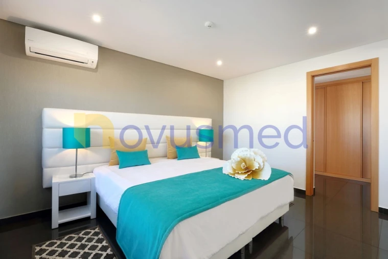 Moradia T10 para Venda em Albufeira e Olhos de Água Foto 4