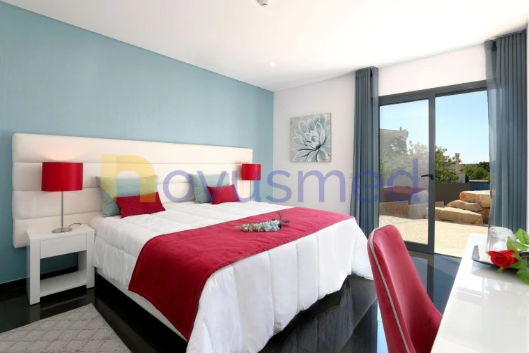 Moradia T10 para Venda em Albufeira e Olhos de Água Foto 14