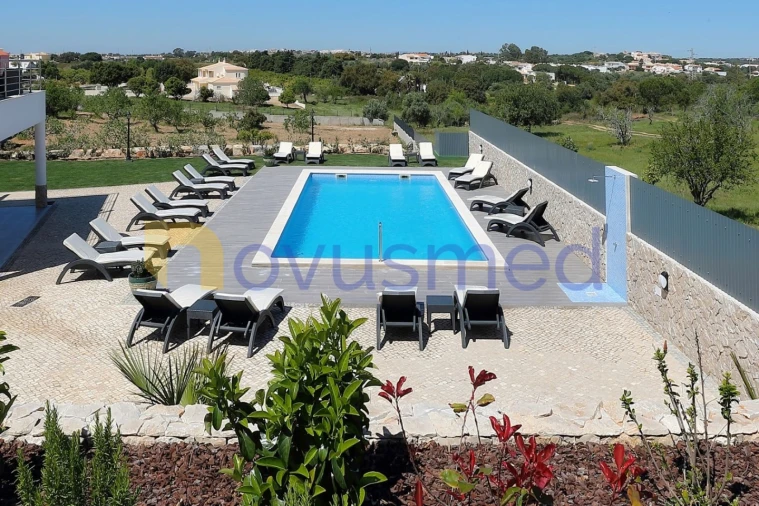 Moradia T10 para Venda em Albufeira e Olhos de Água Foto 28