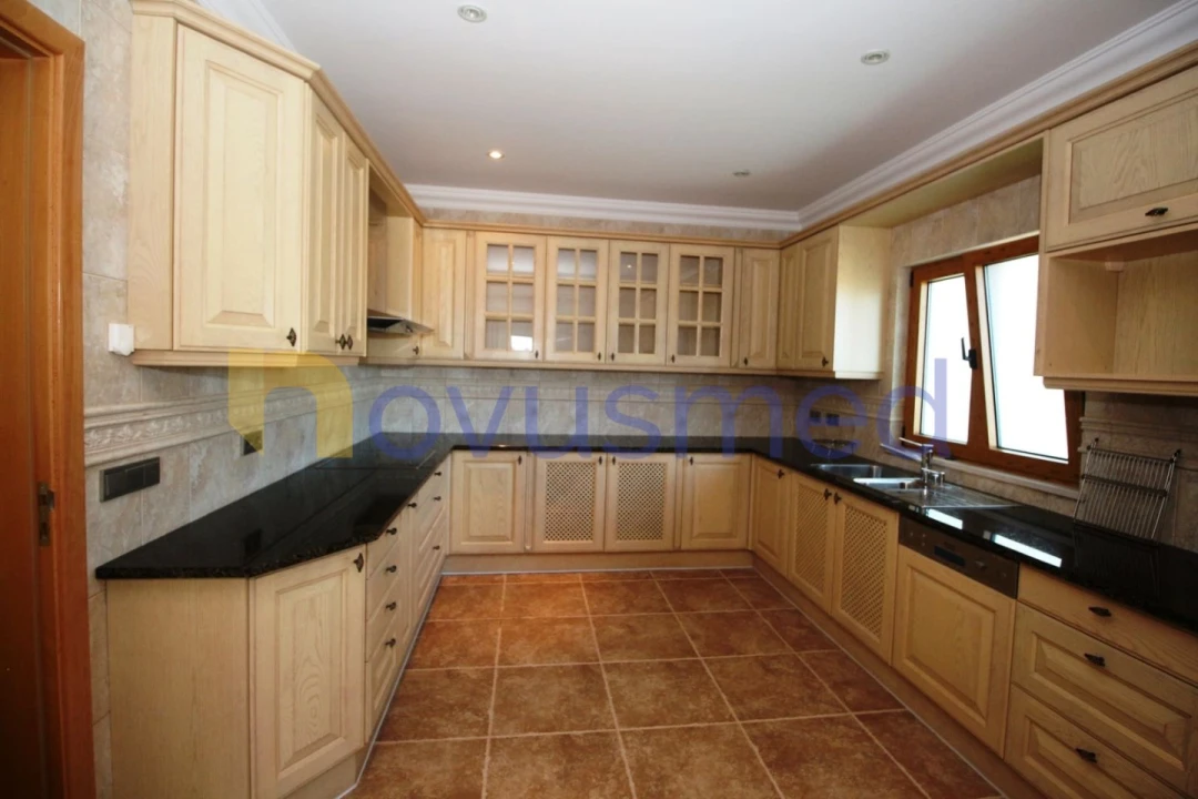 Moradia T5 para Venda em Paderne Foto 15