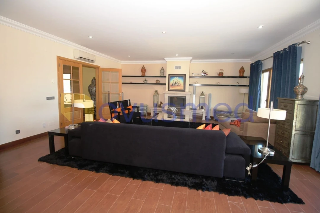 Moradia T5 para Venda em Paderne Foto 8