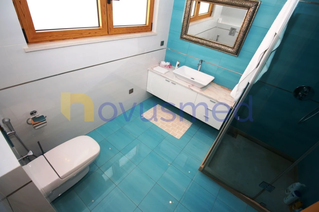 Moradia T5 para Venda em Paderne Foto 17