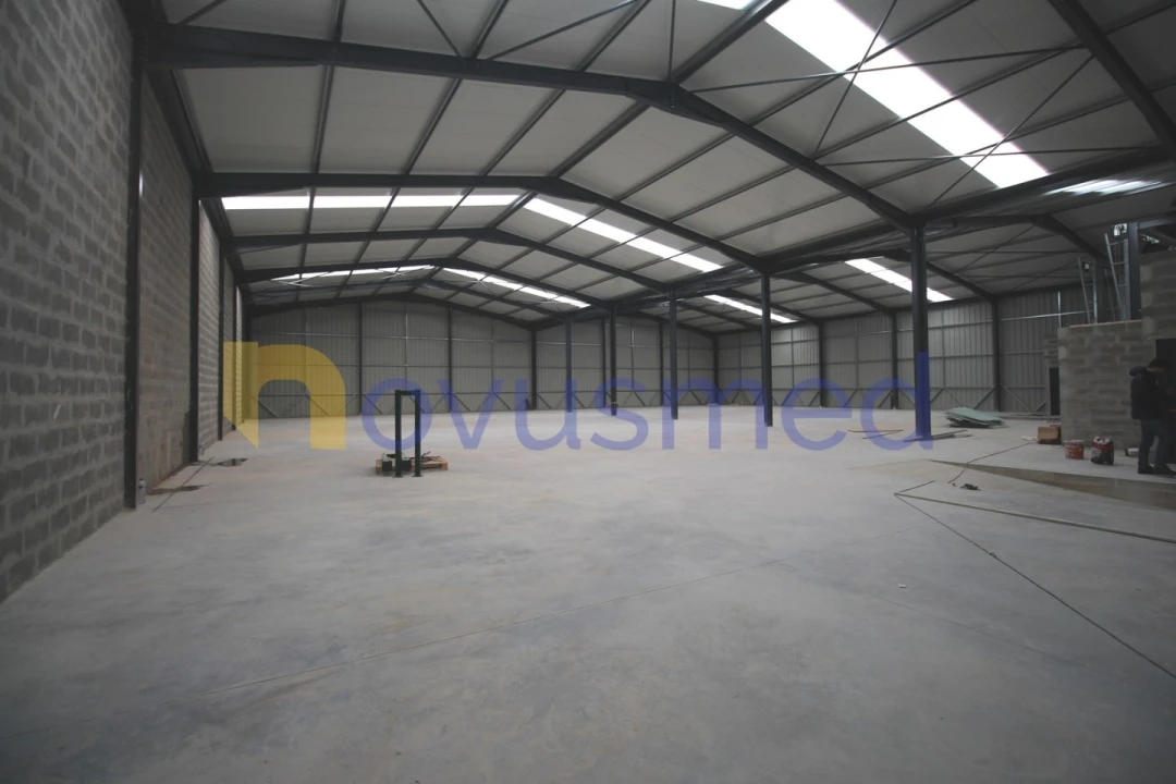 Armazém para Arrendamento em Algoz e Tunes Foto 4