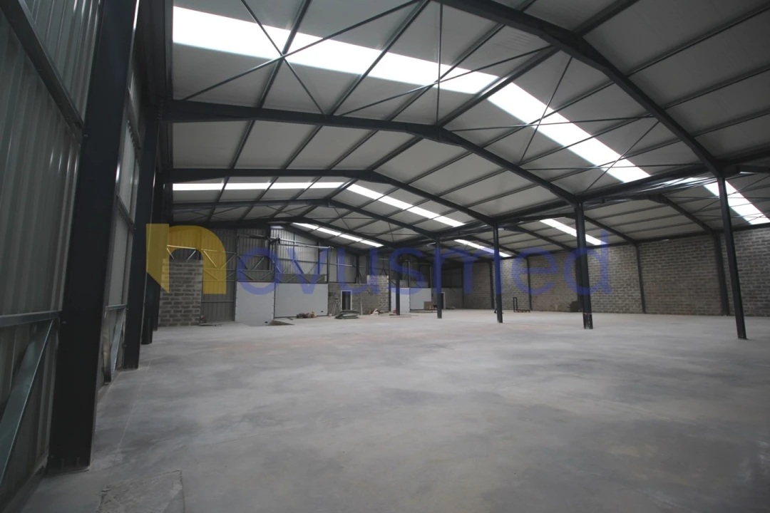 Armazém para Arrendamento em Algoz e Tunes Foto 8