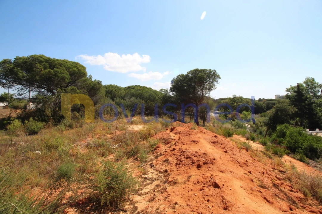Terreno para Venda em Albufeira e Olhos de Água Foto 16