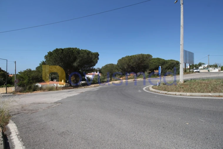 Terreno para Venda em Albufeira e Olhos de Água Foto 5