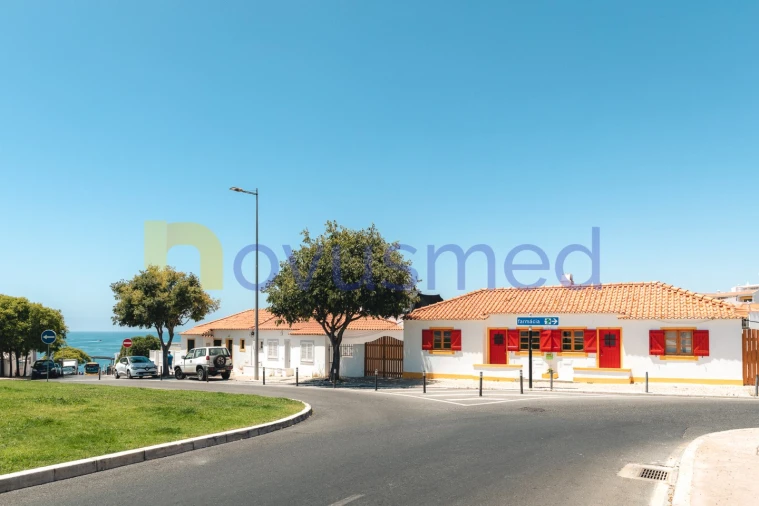 Moradia T2 para Venda em Albufeira e Olhos de Água Foto 7