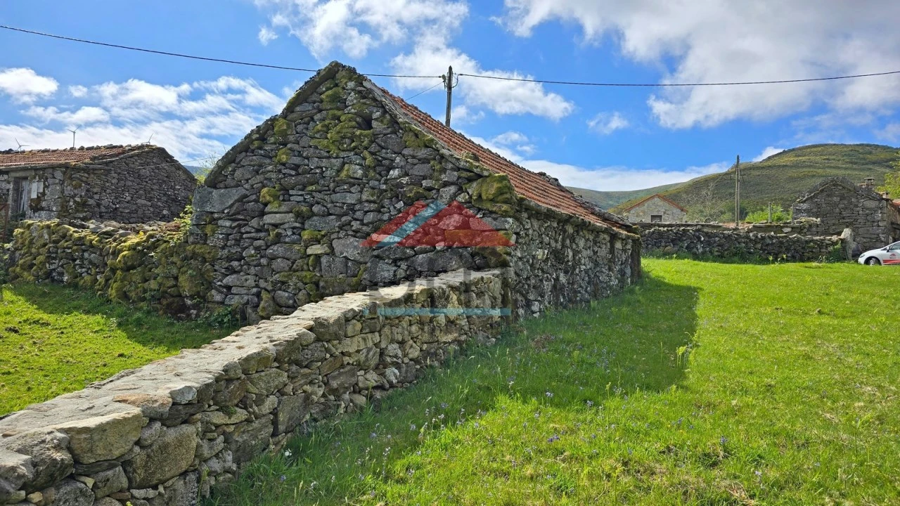 Moradia T1 para Venda em Gave Foto 8