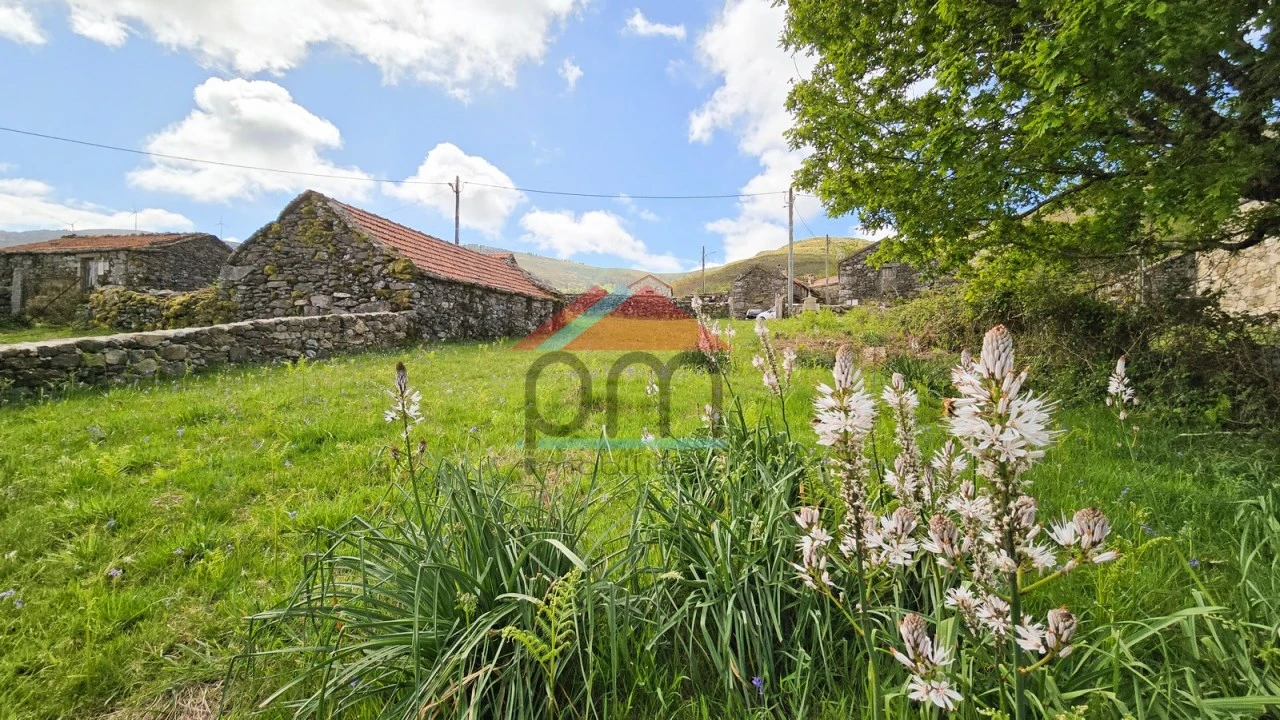 Moradia T1 para Venda em Gave Foto 9