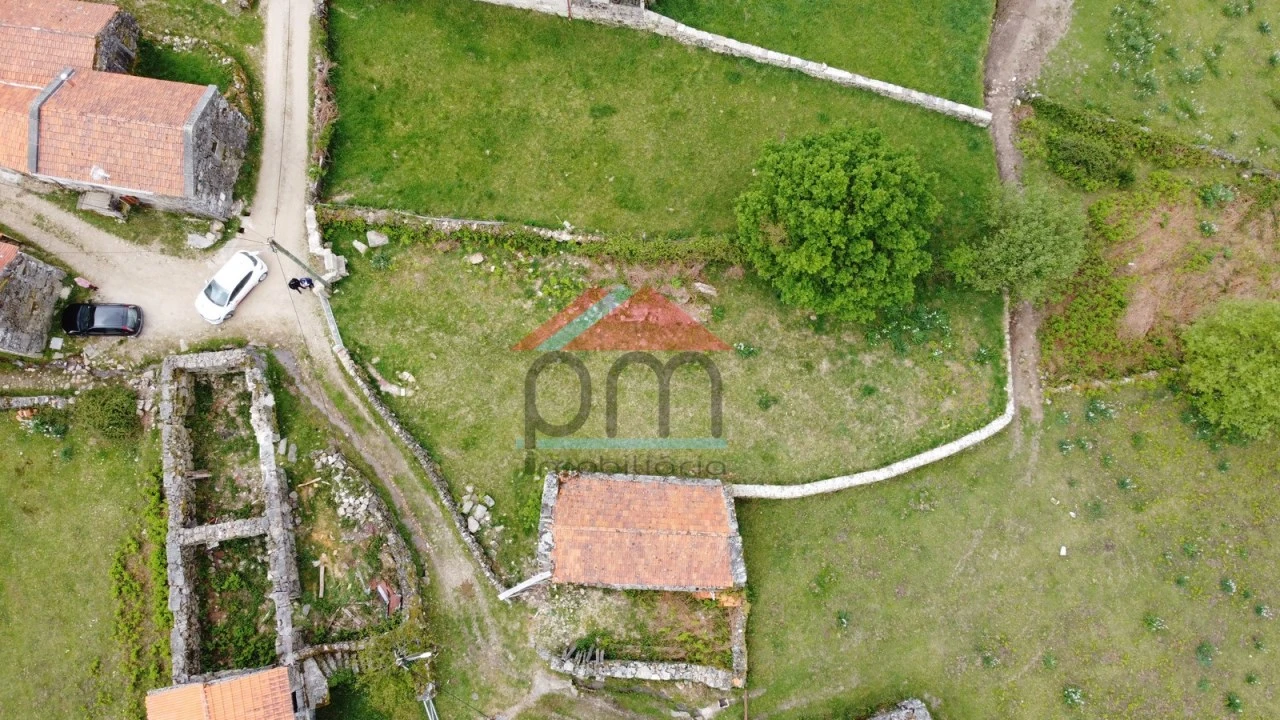 Moradia T1 para Venda em Gave Foto 16