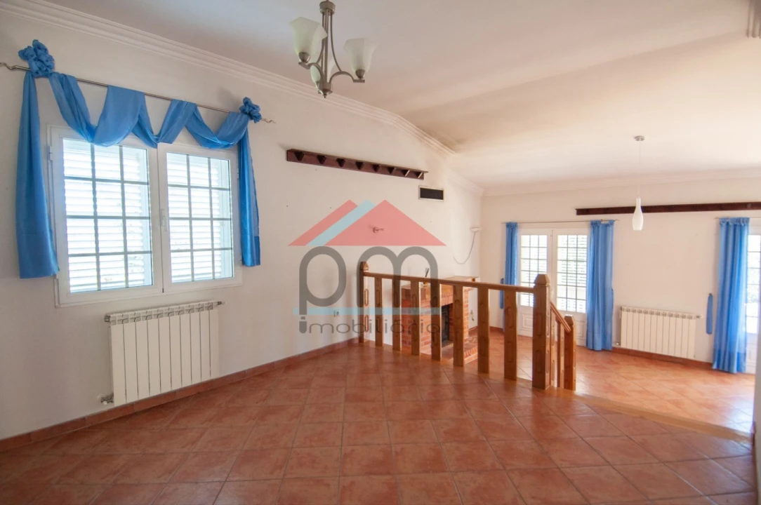 Moradia T4 para Venda em Longos Vales Foto 6