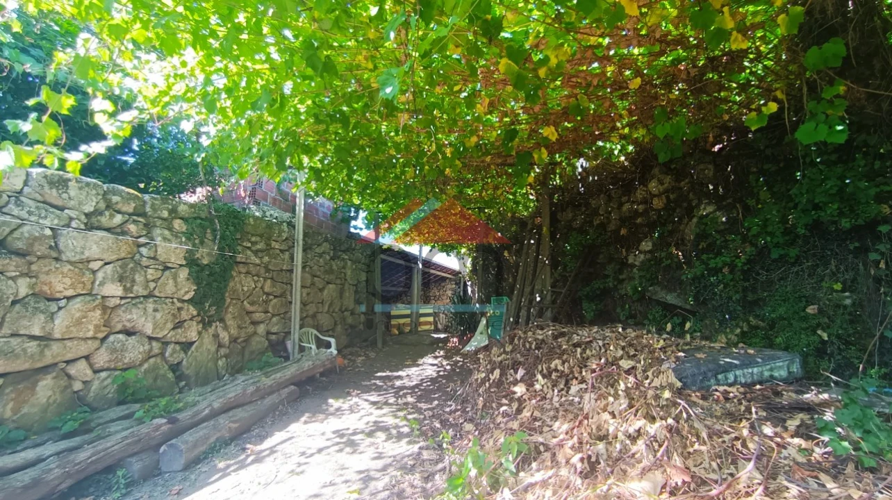 Moradia T2 para Venda em Gave Foto 5