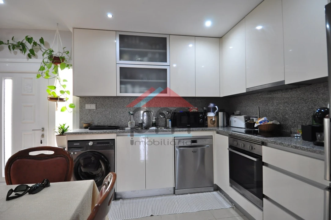 Moradia T5 para Venda em Mazedo e Cortes Foto 4