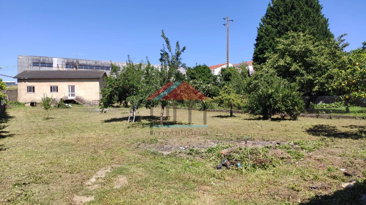 Moradia T5 para Venda em Mazedo e Cortes Foto 19