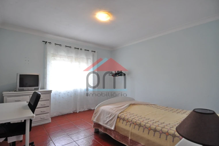 Moradia T5 para Venda em Mazedo e Cortes Foto 16