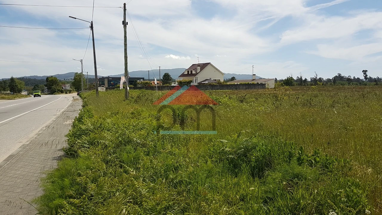 Terreno para Venda em Valença, Cristelo Covo e Arão Foto 1