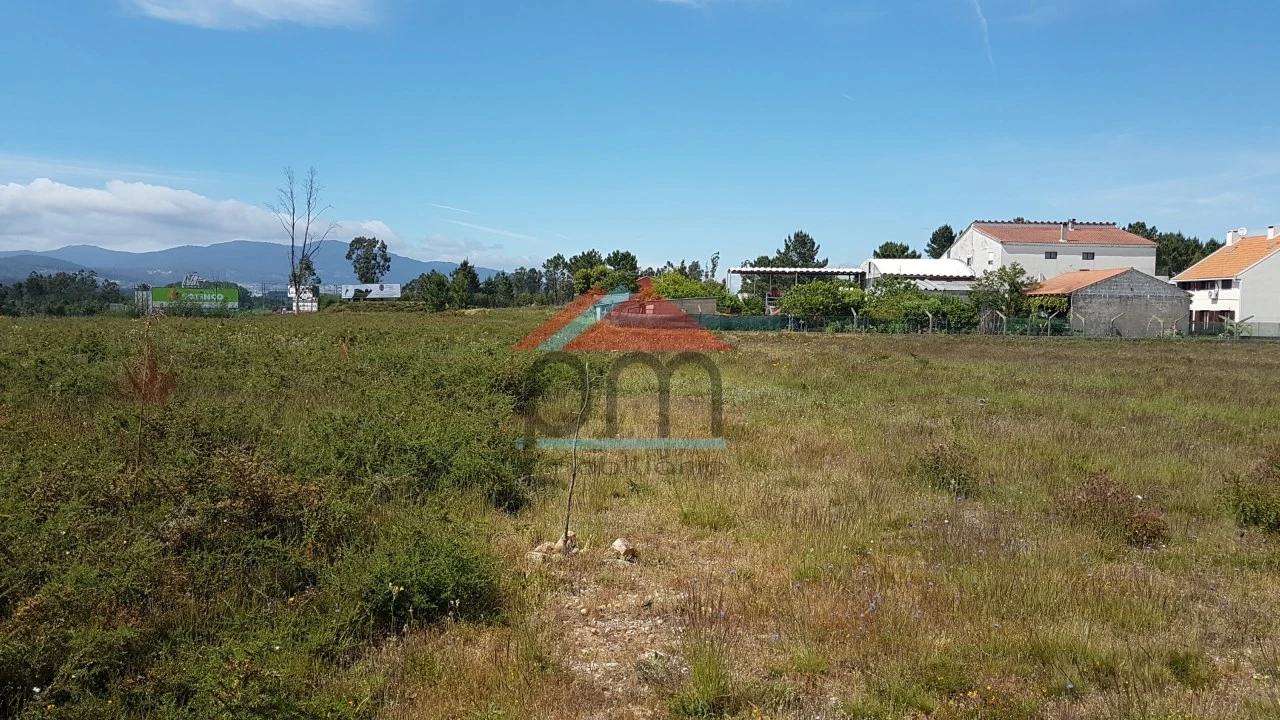 Terreno para Venda em Valença, Cristelo Covo e Arão Foto 2