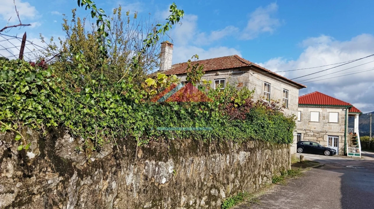 Moradia T2 para Venda em Ceivães e Badim Foto 7