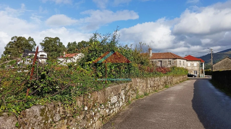 Moradia T2 para Venda em Ceivães e Badim Foto 6