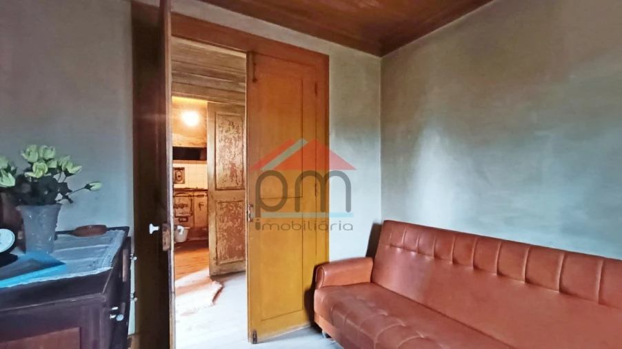 Moradia T2 para Venda em Ceivães e Badim Foto 17