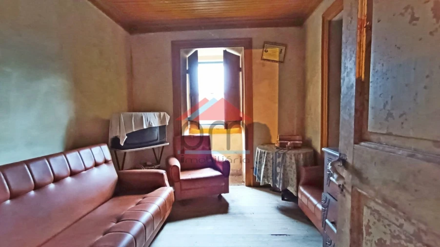 Moradia T2 para Venda em Ceivães e Badim Foto 19