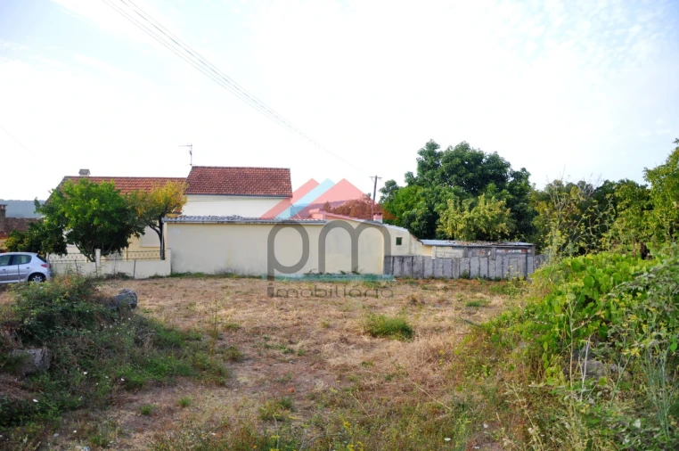 Terreno para Venda em Verdoejo Foto 18