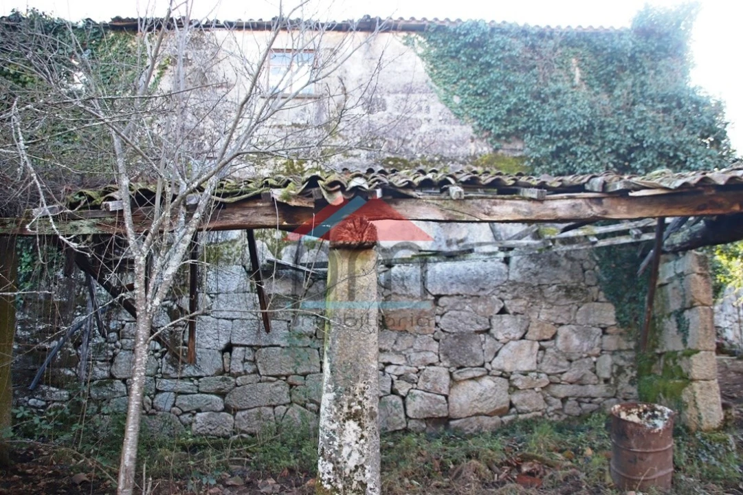 Moradia T3 para Venda em Ruivães e Campos Foto 20