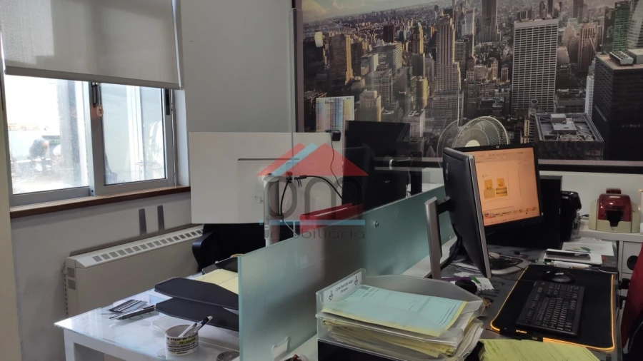 Armazém para Venda em Mazedo e Cortes Foto 4