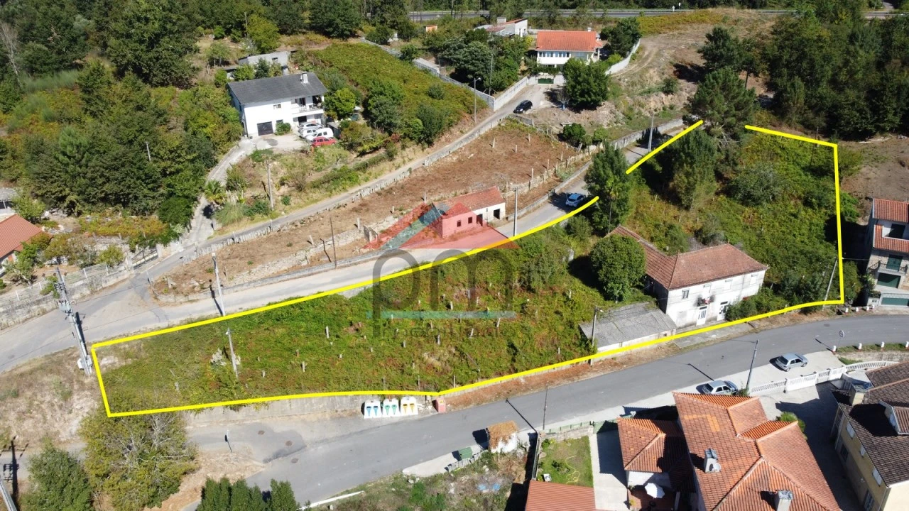 Moradia T3 para Venda em Troporiz e Lapela Foto 2