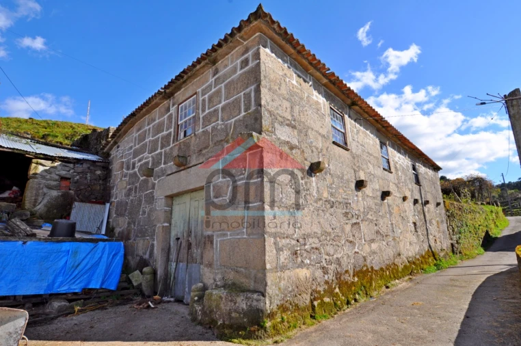 Moradia T3 para Venda em Tangil Foto 1