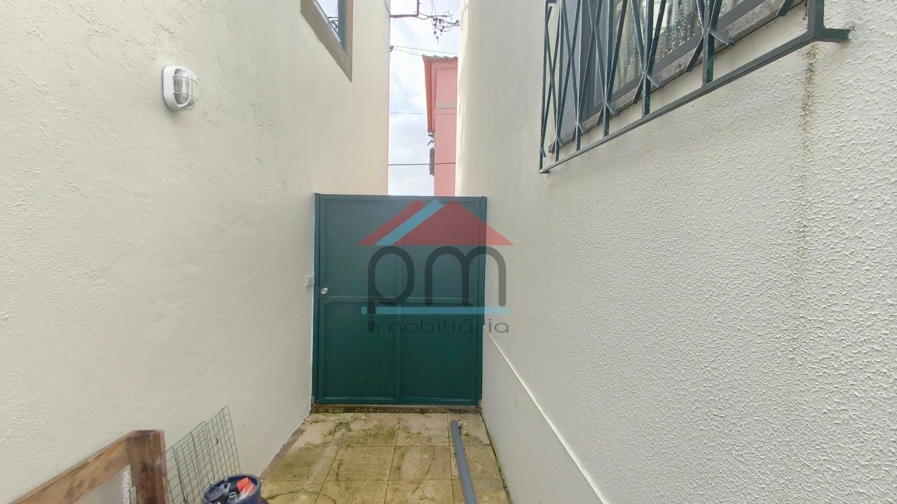 Moradia T3 para Venda em Seixas Foto 24