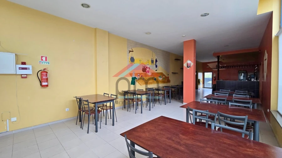 Loja para Venda em Monção e Troviscoso Foto 3