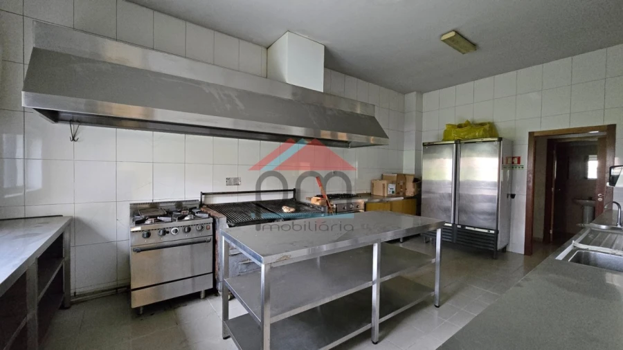 Loja para Venda em Monção e Troviscoso Foto 6