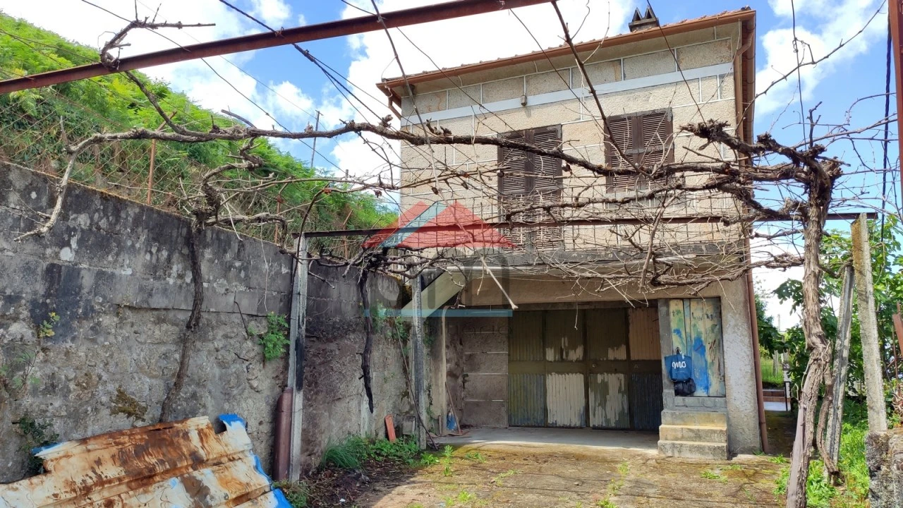 Moradia T3 para Venda em Riba de Mouro Foto 10