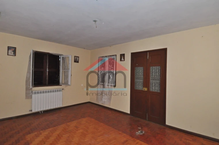 Moradia T3 para Venda em Riba de Mouro Foto 20