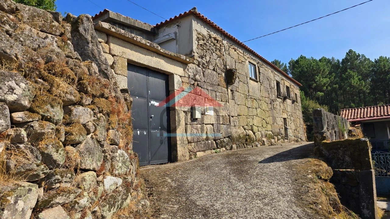 Moradia T2 para Venda em Merufe Foto 2