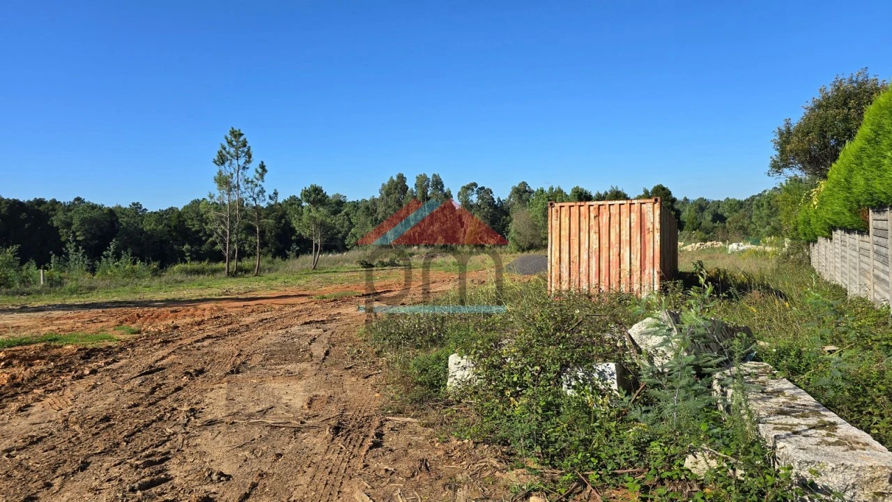 Terreno para Venda em Mazedo e Cortes Foto 2