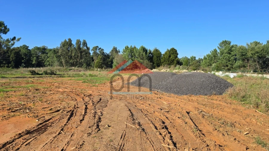 Terreno para Venda em Mazedo e Cortes Foto 4