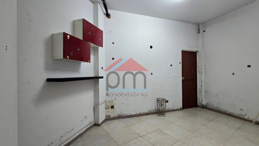 Loja para Venda em Monção e Troviscoso Foto 7