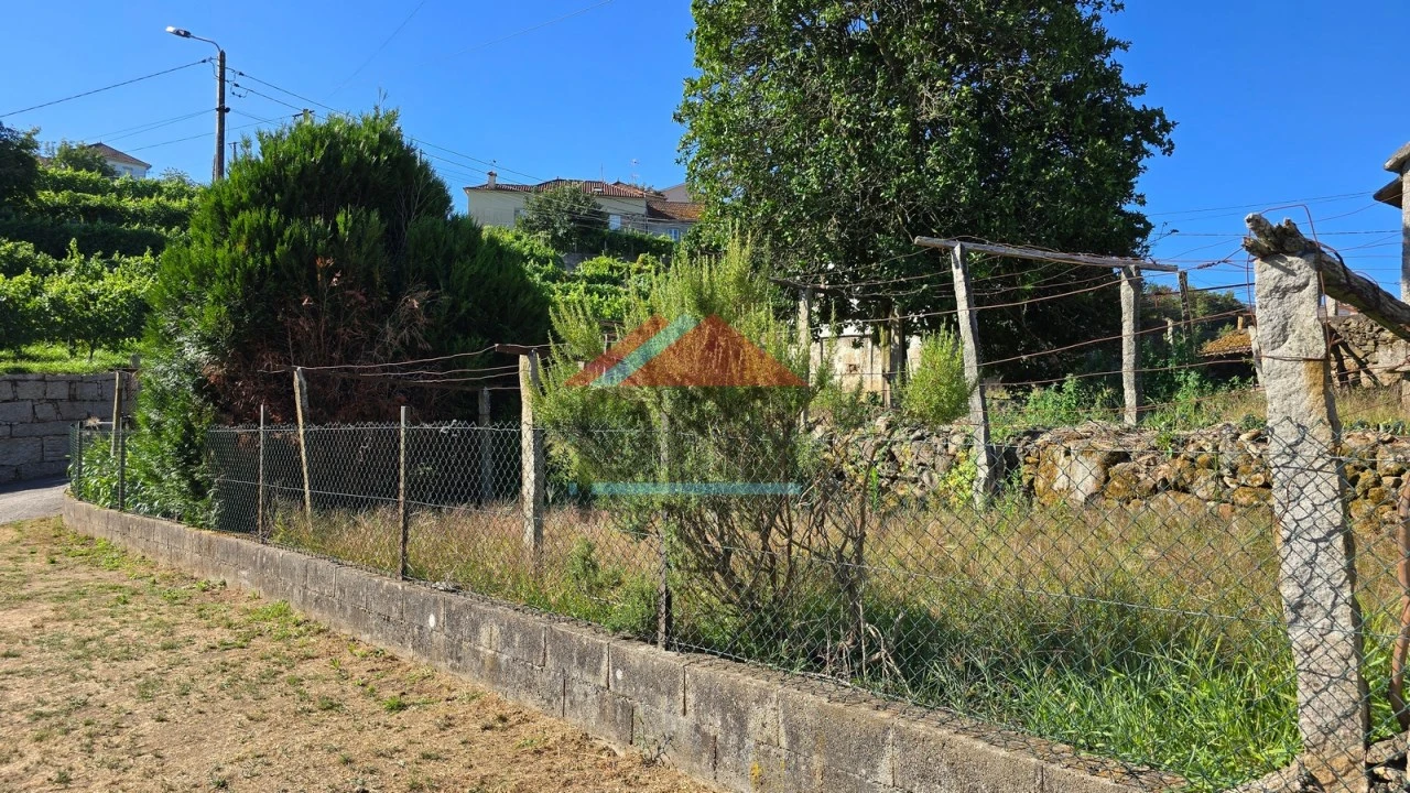 Moradia T2 para Venda em Vila e Roussas Foto 20