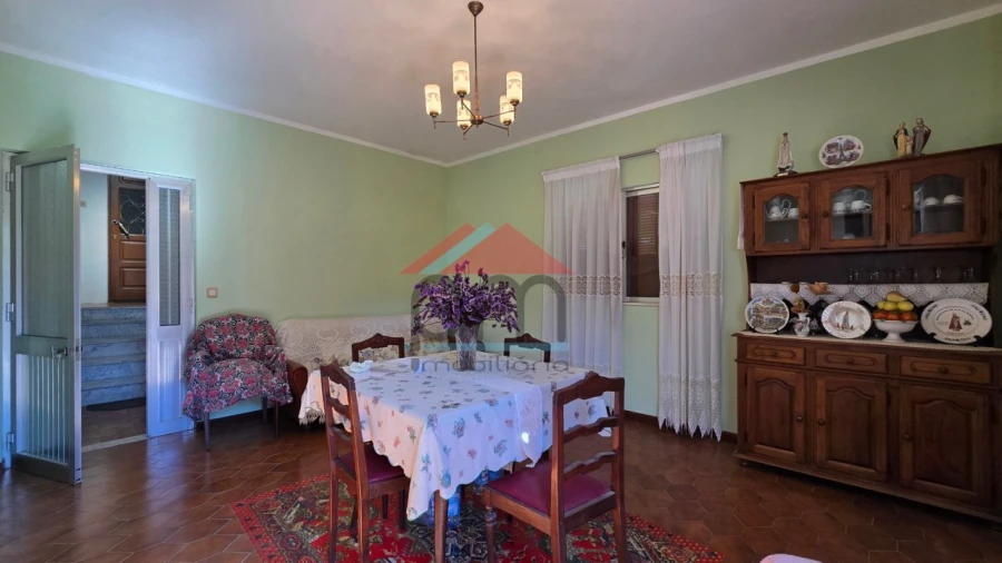 Moradia T2 para Venda em Vila e Roussas Foto 4