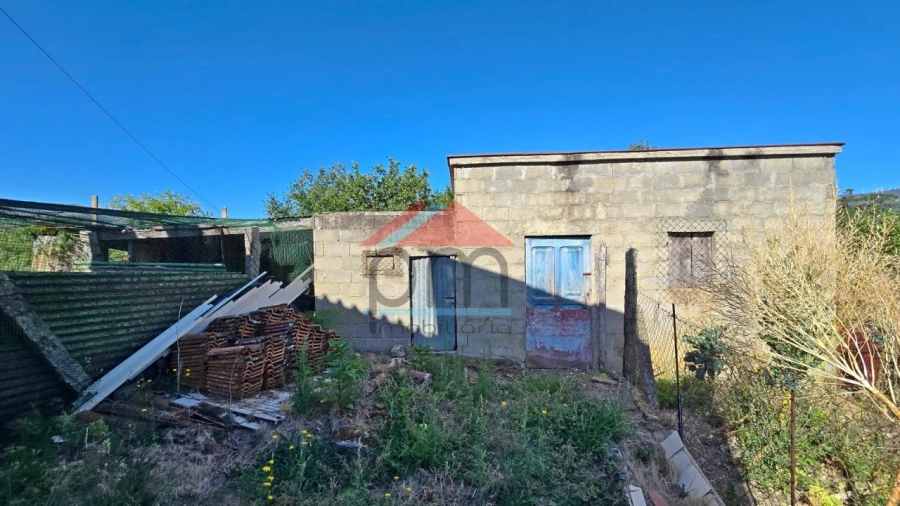 Moradia T2 para Venda em Vila e Roussas Foto 10