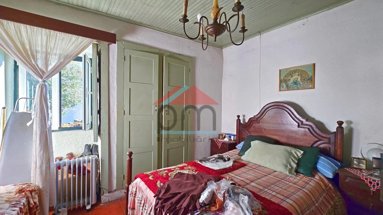 Moradia T5 para Venda em Riba de Mouro Foto 11