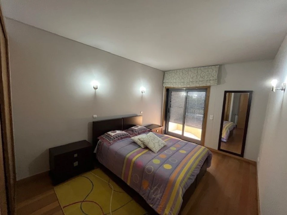 Moradia T5 para Venda em Darque Foto 8