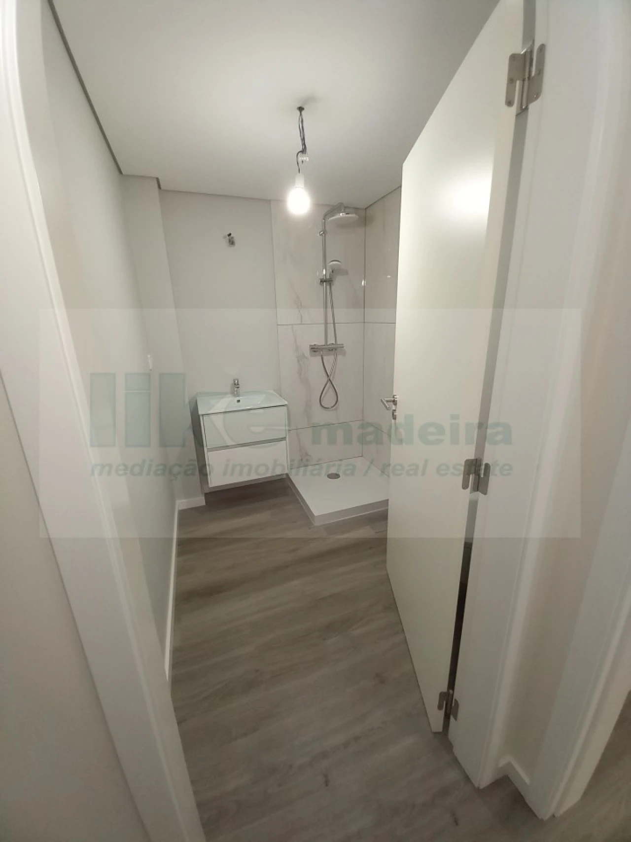 Apartamento T2 para Venda em Funchal (Se) Foto 9