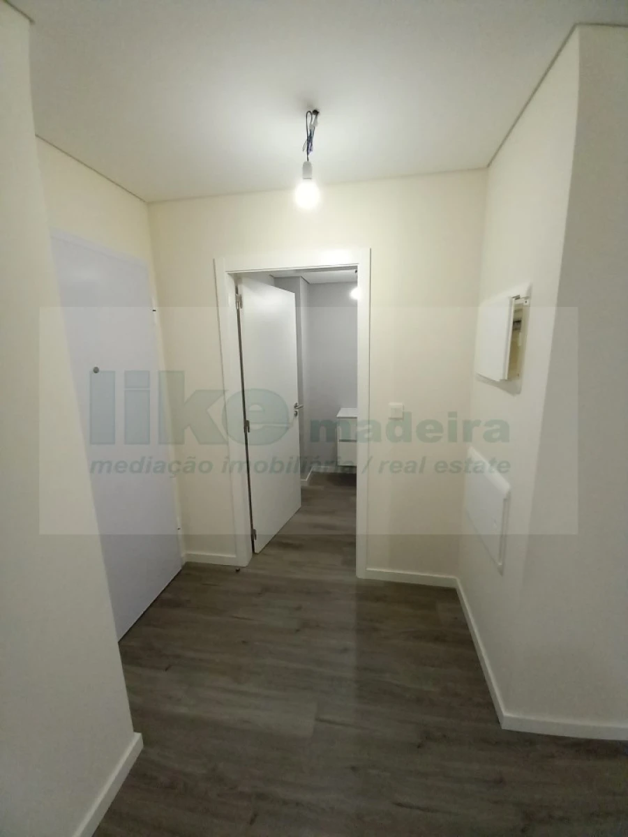 Apartamento T2 para Venda em Funchal (Se) Foto 3